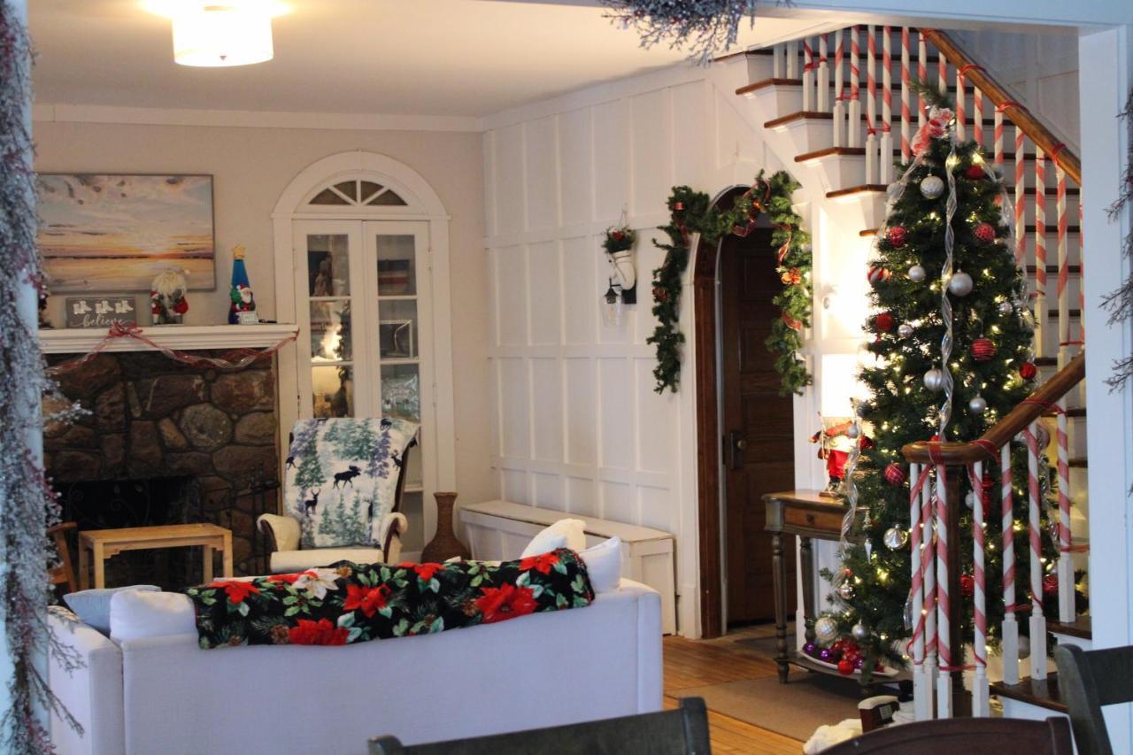 The Hillside B&B. Home W/ Breakfast Service! Wisconsin Dells Exterior foto